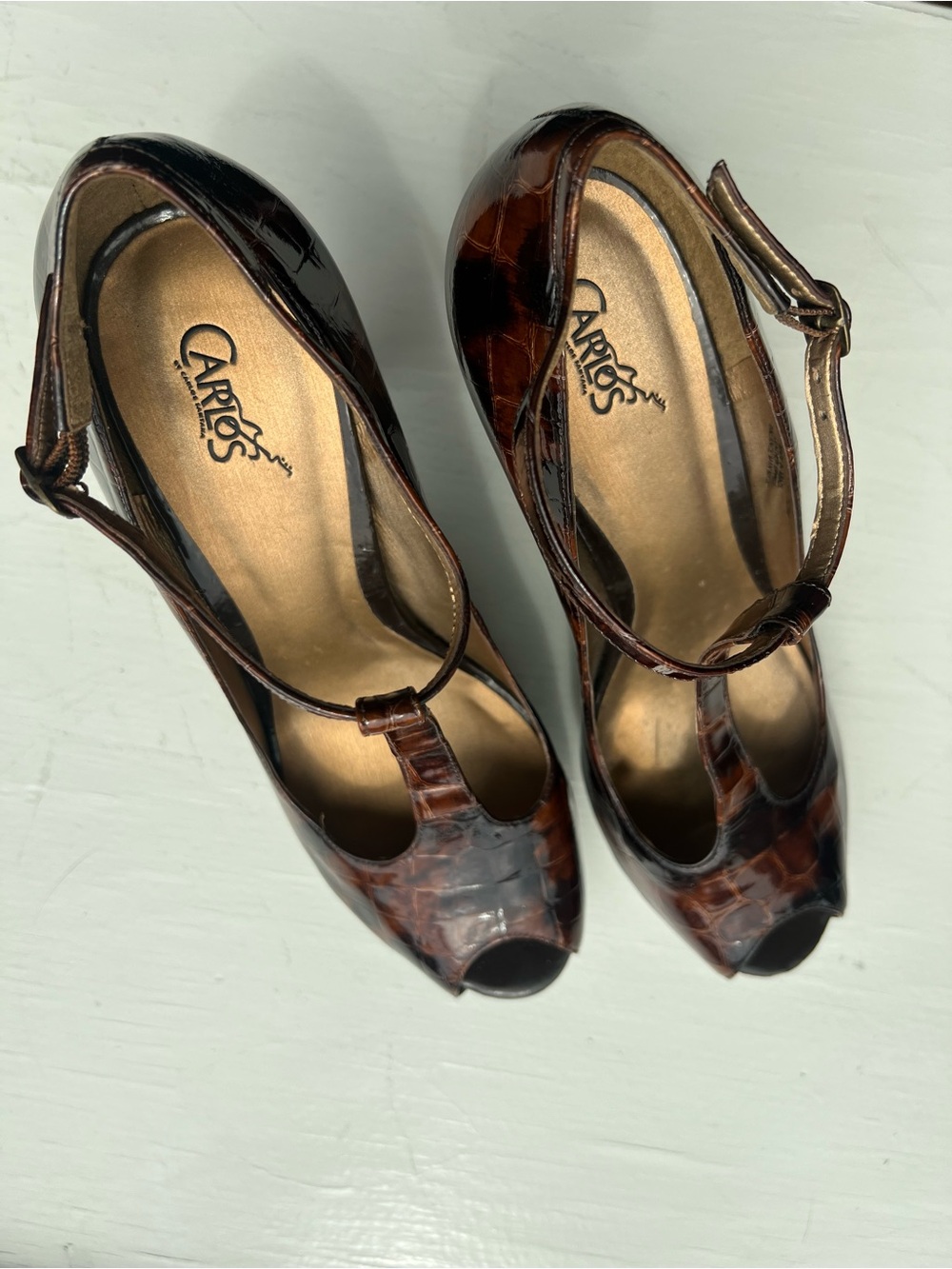 Carlos Santana Alleged T-Strap Platform Heels, 10 - Picture 5 of 9
